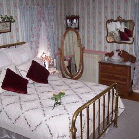 Bellinger Rose Bed & Breakfast Herkimer Стая снимка