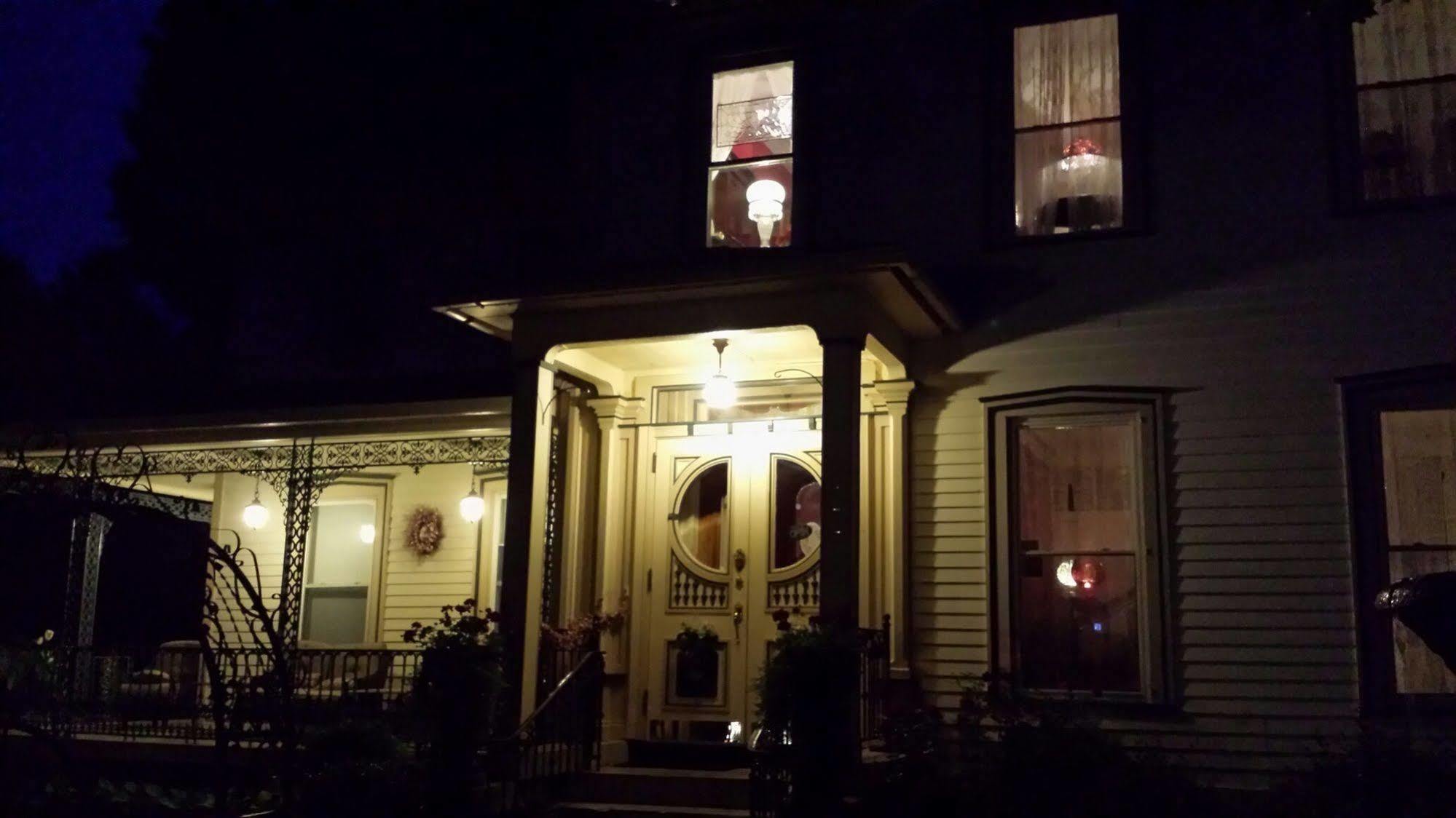 Bellinger Rose Bed & Breakfast Herkimer Екстериор снимка